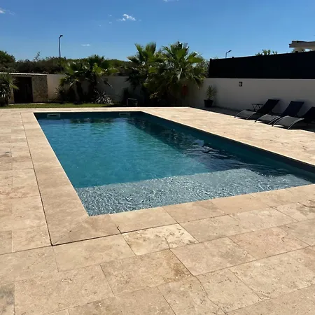 Magnifique Avec Piscine Dans Sud De La France Saint-Gervasy
